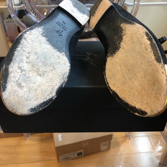 Giuseppe Zanotti flats - Picture 4 of 5